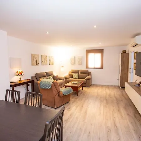 Deluxe Tropicana Rest And Pool Holiday home *